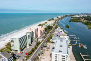 Indian Shores Fl view of Gulf Blvd on both sides of The Narrows. View from Sand Castle 1 on the Gulf towards Indian Rocks Beach